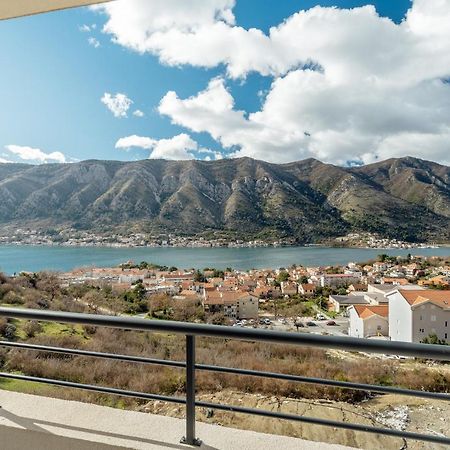 Lana Sea View Apartment Kotor Exterior photo