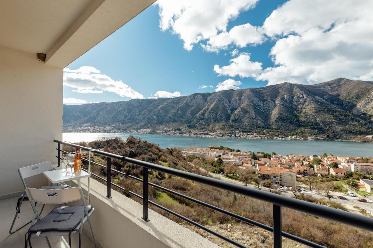 Lana Sea View Apartment Kotor Exterior photo